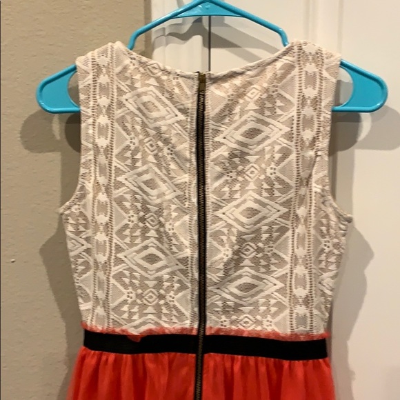 Junior Dress size 5 - Picture 8 of 8